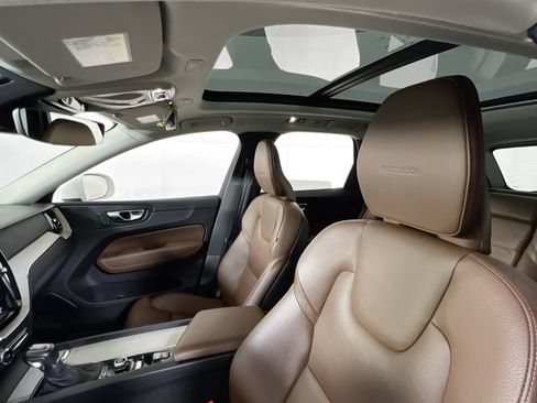 Used 2020 Volvo XC60 T5 Inscription image 22