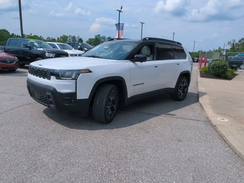 Used 2026 Jeep Cherokee Overland w/ Advanced Pro Tech Group AWD/4WD image 6