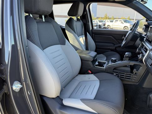 Used 2024 Toyota Tacoma TRD Off-Road image 26