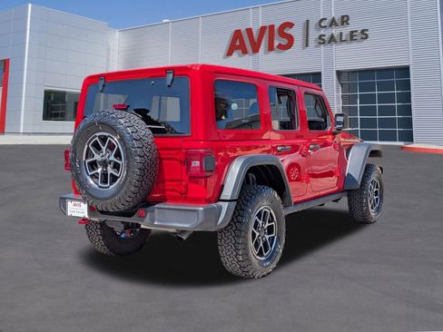 Used 2025 Jeep Wrangler Rubicon w/ Convenience Group image 6
