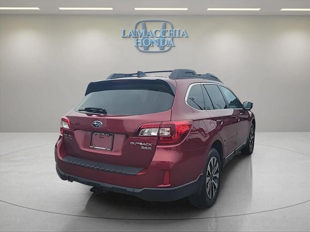 Used 2016 Subaru Outback 3.6R Limited AWD/4WD image 5