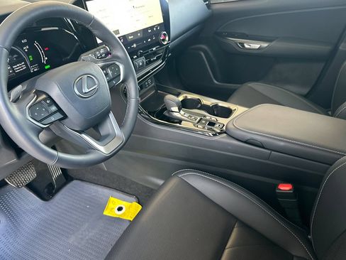 Used 2025 Lexus NX 450h+ AWD w/ Towing Package (2000 Lbs) image 7