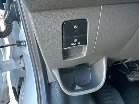 Used 2025 Ford Transit 250 Low Roof w/ Exterior Upgrade Package RWD image 8