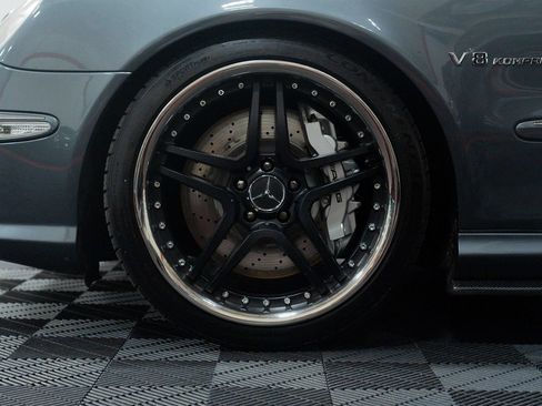 Used 2005 Mercedes-Benz E 55 AMG Sedan image 17