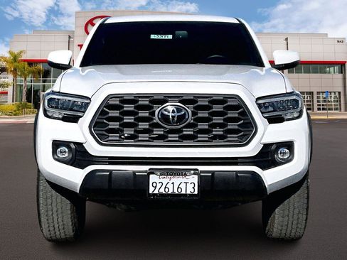 Certified 2023 Toyota Tacoma TRD Off-Road image 3
