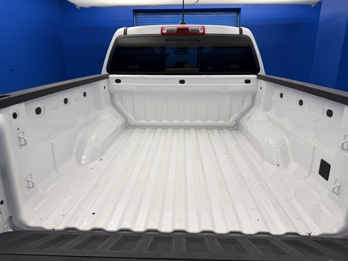 Used 2024 Chevrolet Colorado W/T w/ WT Convenience Package II RWD image 26