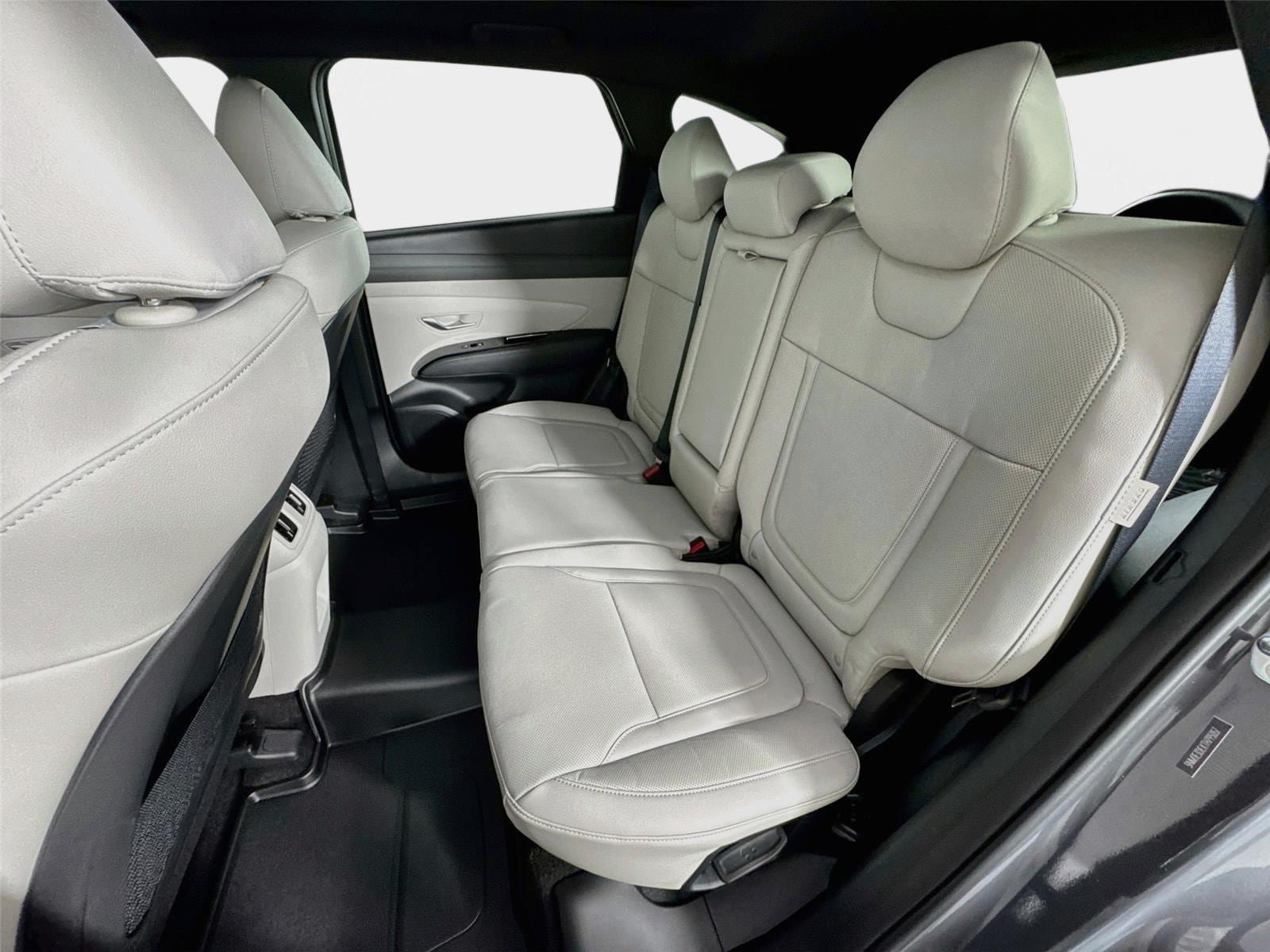 New 2026 Hyundai Tucson Limited FWD image 24