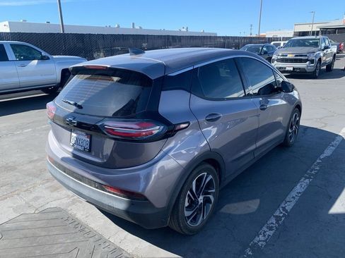 Used 2023 Chevrolet Bolt LT w/ Infotainment Package image 5