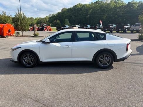 Used 2025 Kia K4 FWD image 30