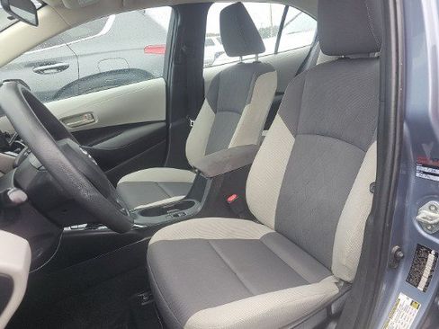Used 2023 Toyota Corolla LE FWD image 10