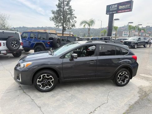 Used 2017 Subaru Crosstrek 2.0i Limited image 6