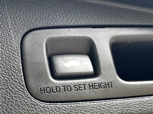 Used 2020 Honda CR-V EX-L image 32