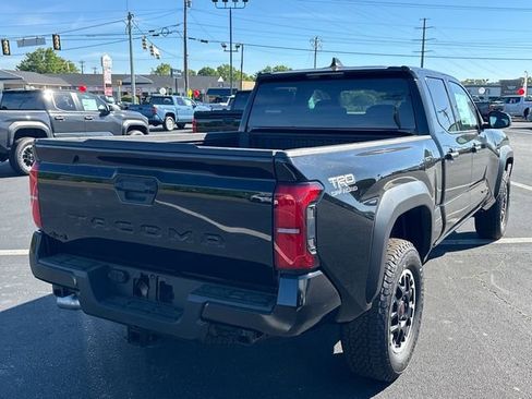 New 2026 Toyota Tacoma TRD Off-Road AWD/4WD image 3