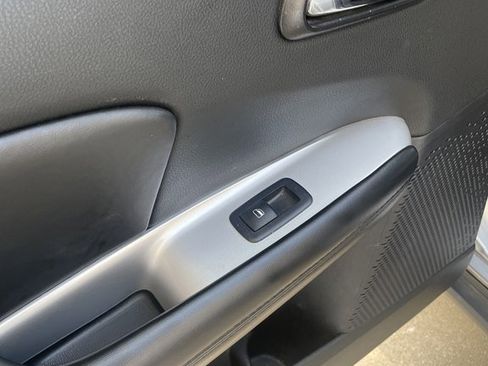 Used 2018 Dodge Journey SXT w/ Blacktop Package image 19