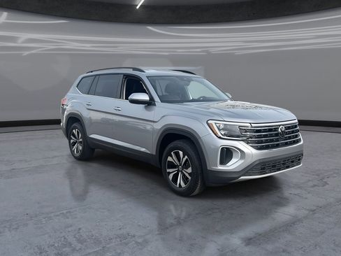 New 2026 Volkswagen Atlas SE AWD/4WD image 2