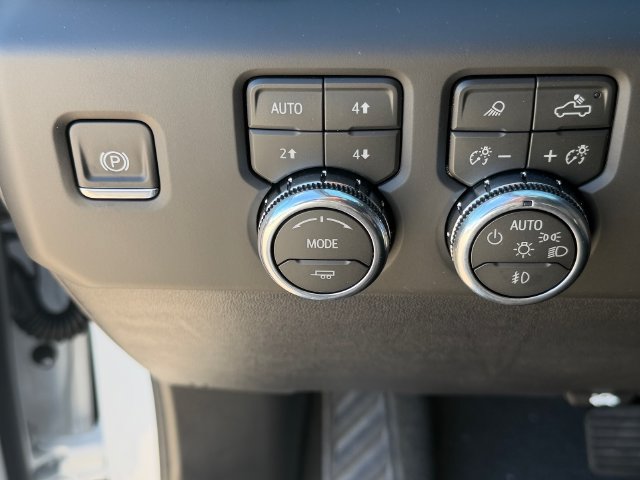 New 2026 GMC Sierra 1500 AT4 w/ AT4 Premium Package AWD/4WD image 24
