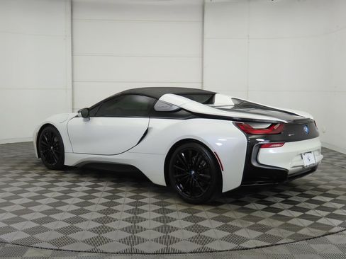 Used 2019 BMW i8 Roadster image 15