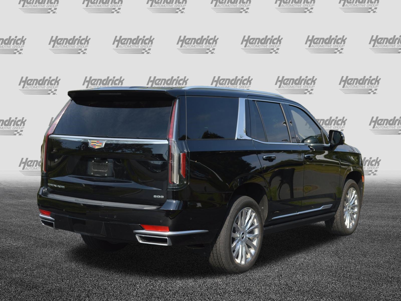 Used 2022 Cadillac Escalade Premium Luxury w/ Performance Package AWD/4WD image 8