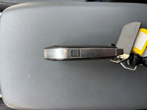 Used 2025 Kia K4 FWD image 25