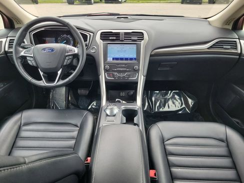 Used 2020 Ford Fusion SEL FWD image 10