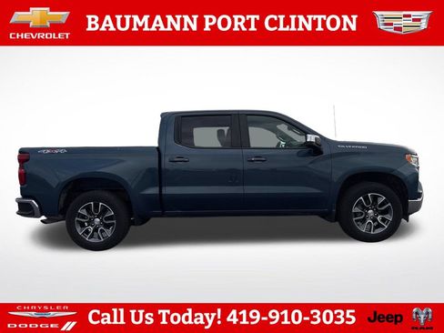 Used 2024 Chevrolet Silverado 1500 LT AWD/4WD image 7