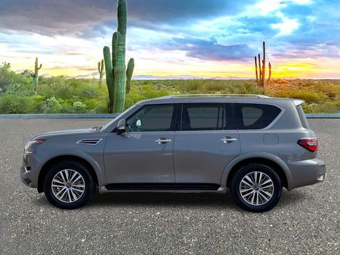 Certified 2024 Nissan Armada SL image 3