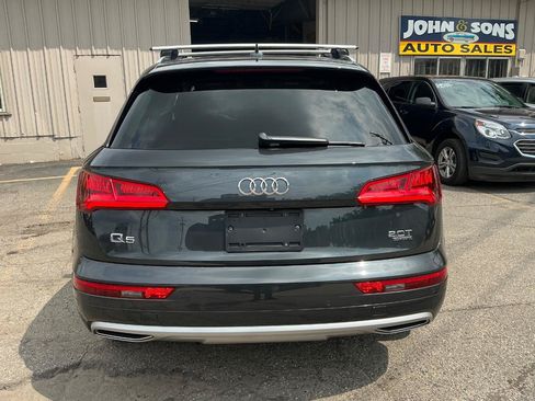 Used 2018 Audi Q5 2.0T Premium Plus w/ Premium Plus Package AWD/4WD image 5