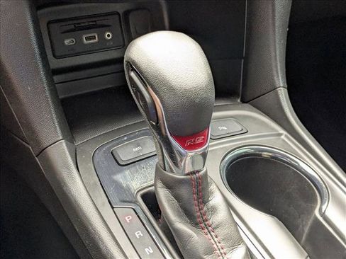 Certified 2023 Chevrolet Equinox RS w/ RS Leather Package image 12