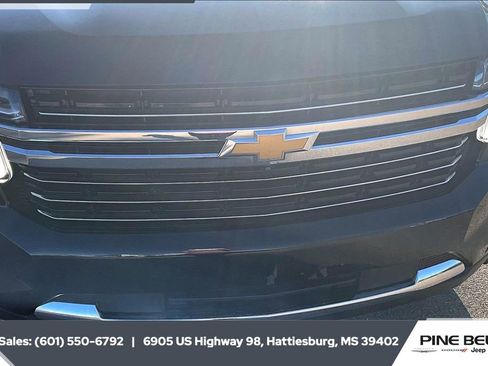 Used 2022 Chevrolet Tahoe LT w/ Luxury Package image 22