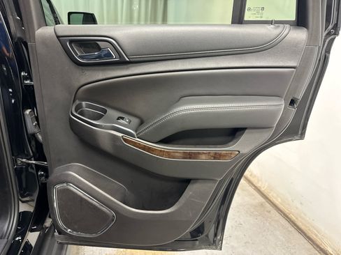 Used 2017 Chevrolet Tahoe LT image 31