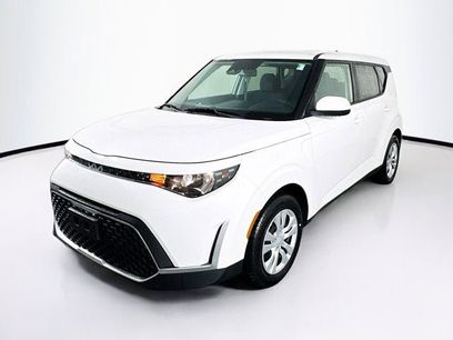 New 2025 Kia Soul LX