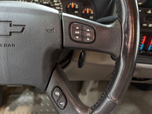 Used 2004 Chevrolet Silverado 1500 w/ Light Duty Power Package image 19