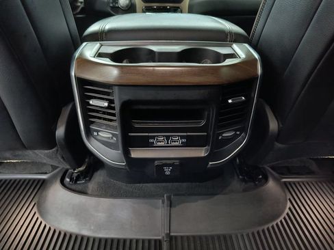 Used 2022 RAM 1500 Laramie AWD/4WD image 25