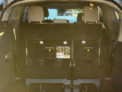 Certified 2022 Toyota Sienna LE image 20