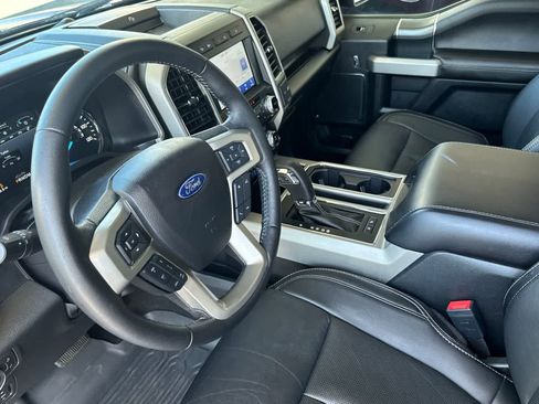Used 2020 Ford F150 Lariat w/ Equipment Group 502A Luxury AWD/4WD image 11