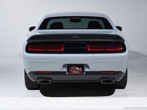 Used 2021 Dodge Challenger R/T Scat Pack image 5