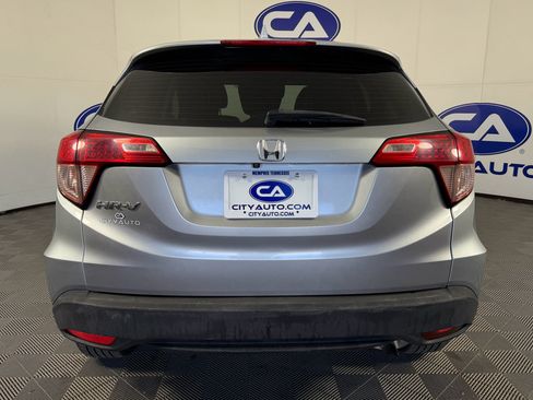 Used 2017 Honda HR-V LX image 5