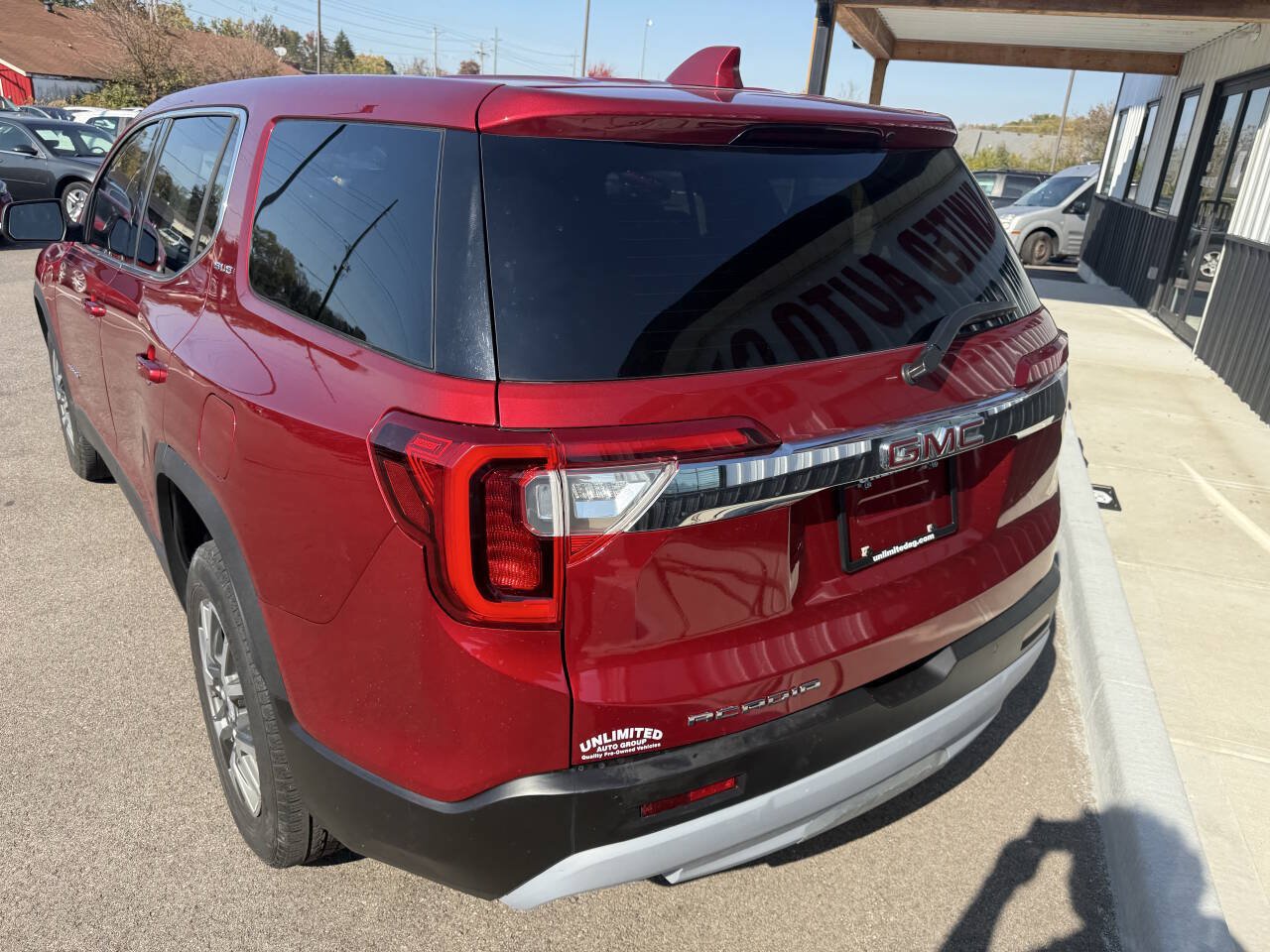 Used 2021 GMC Acadia SLE FWD image 10