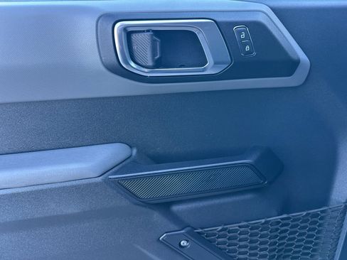 Used 2021 Ford Bronco Big Bend image 11