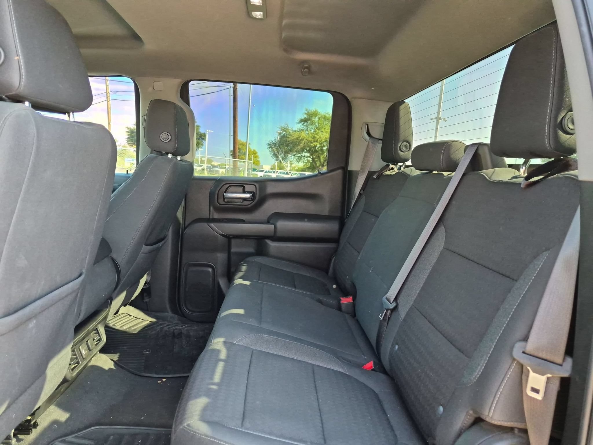 Used 2021 Chevrolet Silverado 1500 LT RWD image 14