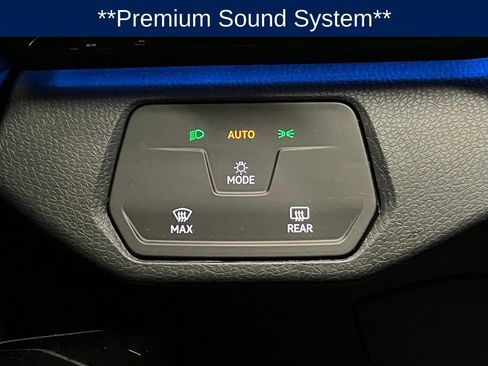 Certified 2024 Volkswagen ID.4 2WD image 16