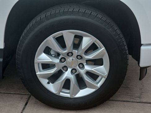 Used 2024 Chevrolet Silverado 1500 Custom image 39