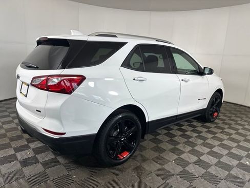 Used 2020 Chevrolet Equinox Premier w/ Premier Redline Edition image 3
