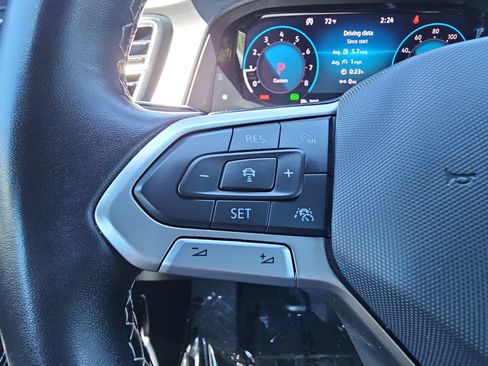 Certified 2024 Volkswagen Atlas Cross Sport SE AWD/4WD image 17