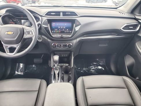 Certified 2021 Chevrolet TrailBlazer LT w/ Premium Seating Package image 18