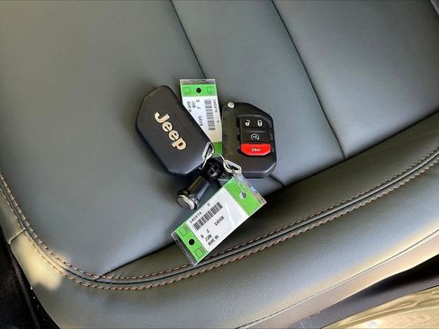 New 2026 Jeep Gladiator Mojave AWD/4WD image 29