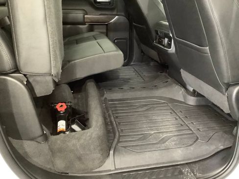 Used 2019 GMC Sierra 1500 SLT w/ SLT Premium Plus Package AWD/4WD image 39