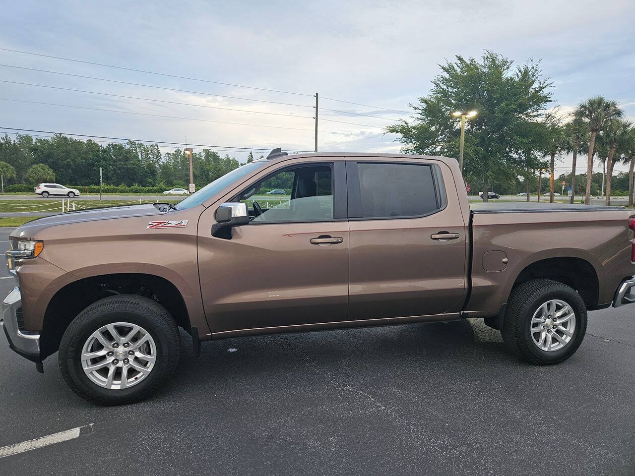 Used 2019 Chevrolet Silverado 1500 LT w/ All-Star Edition AWD/4WD image 35