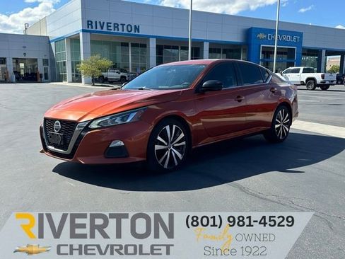 Used 2019 Nissan Altima 2.5 SR w/ SR Premium Package AWD/4WD image 1