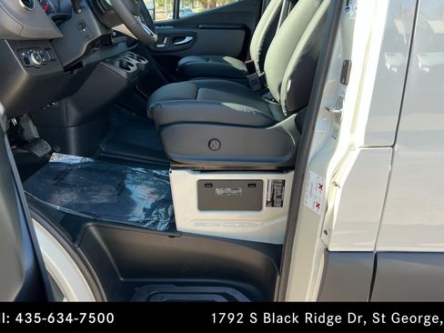 Used 2026 Mercedes-Benz Sprinter 2500 image 17